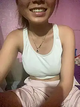 Emmi_cute9x webcam