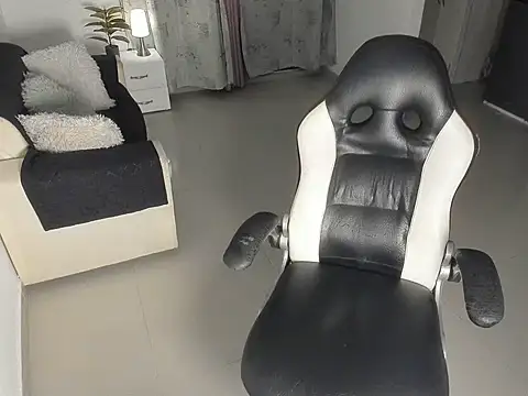 Michellblue webcam