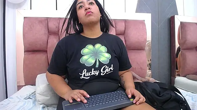 arianna_pearl webcam