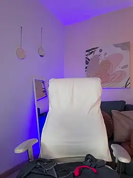 Amber_gold_ webcam