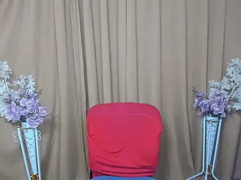 AshantTsiBigCock live sex cam
