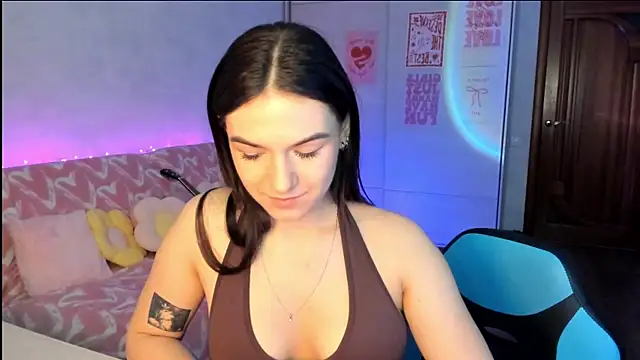 luna_lust_212 webcam