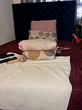 BootyCallEver webcam