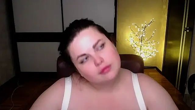 Emily_Mo webcam