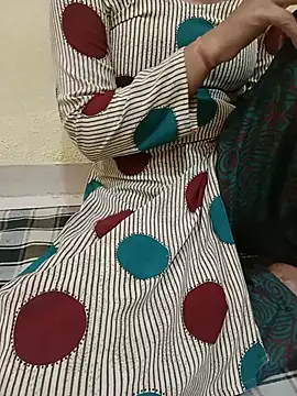 Seema_yadav01 live cam on StripChat