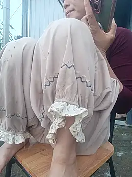 Linda-yiyi webcam