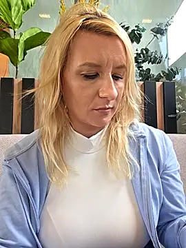 KaylinJan webcam