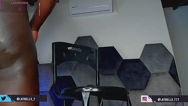 Latrellx7 webcam