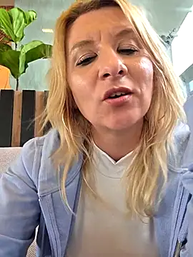 KaylinJan webcam