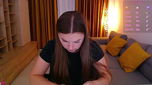 mia_bloomy webcam