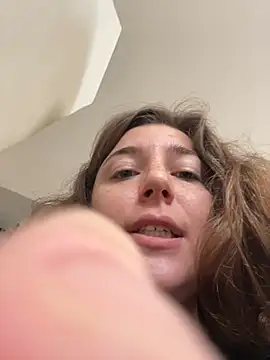 kate_nicepops333221 webcam
