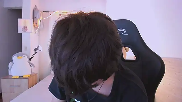 Sweet_Allan Live Web Cam Show