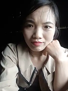 ngan-cute webcam