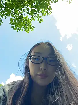 trytomakememoam webcam