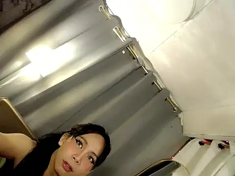 Little_SlutNica Live Web Cam Show