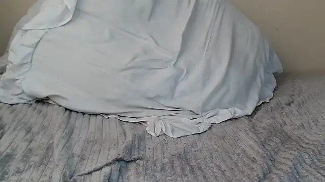 KinkyJXxX webcam