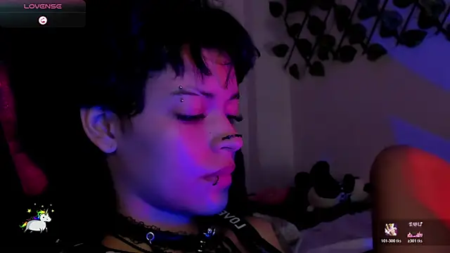 Anny_Kiitty webcam