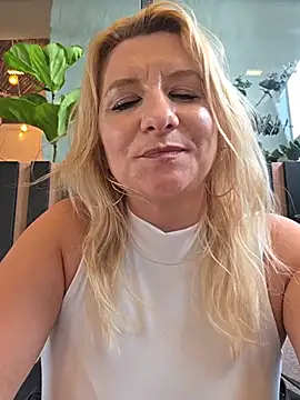 KaylinJan webcam