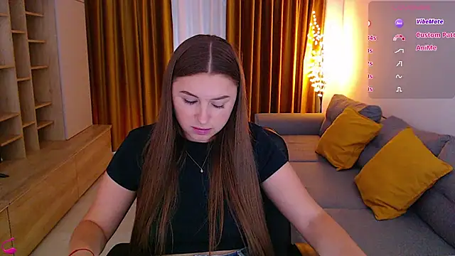 mia_bloomy webcam