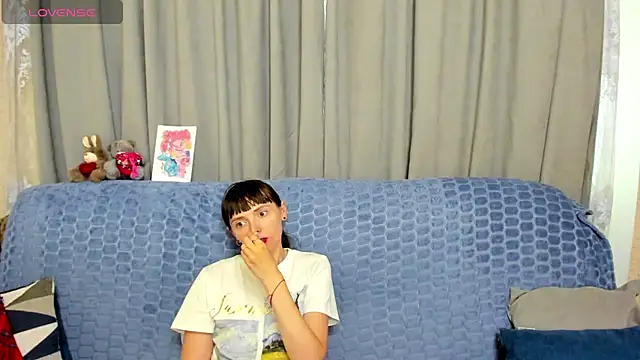TayanaJons webcam