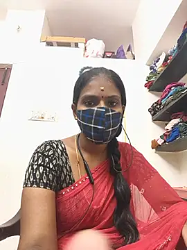 Tamil_Yalini12 live cam on StripChat