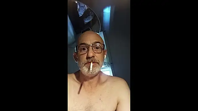 kitrider (M mature) - stroke my cock for awhile
