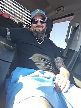 Beardedtattood webcam