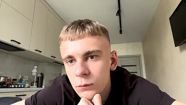 SoloFury live sex cam