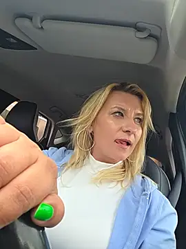KaylinJan live sex cam