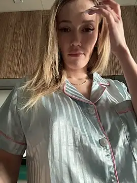 LucyAddison webcam