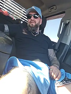 Beardedtattood Live Web Cam Show