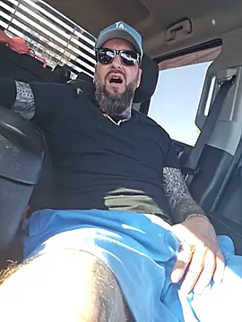 Beardedtattood webcam
