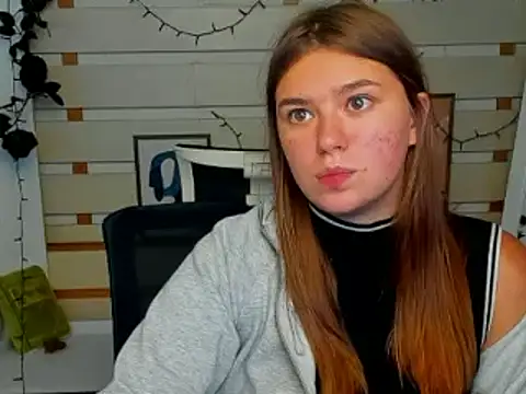 Josephine_Kiss webcam