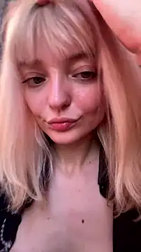 aka_Blonde live sex cam