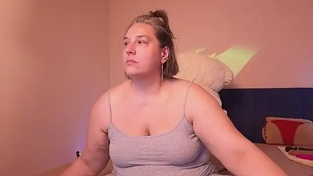 Bbw_Goddes webcam