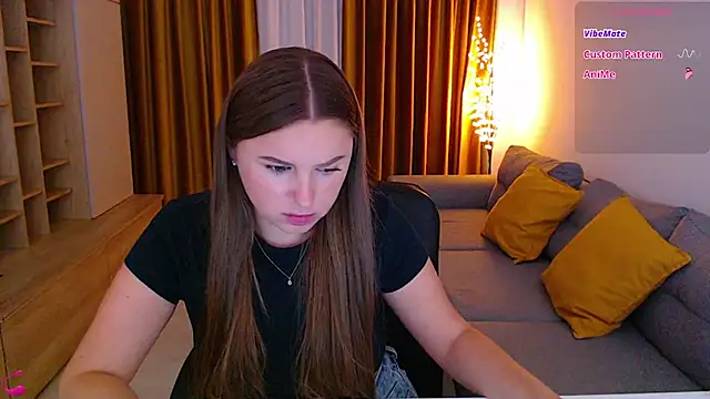 mia_bloomy webcam