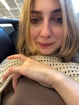 Sunny___Bunny live sex cam