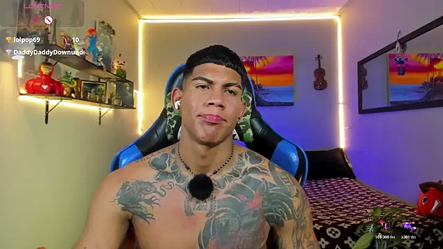 Damian_latinxxx live cam on StripChat