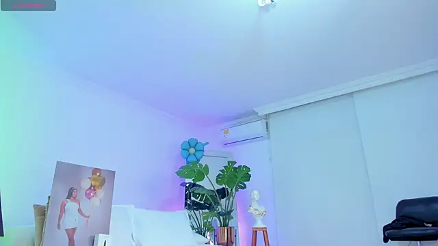 JANYLOVE__ webcam