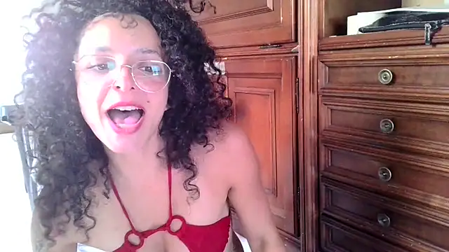Emily_Posh Live Web Cam Show