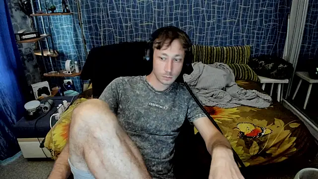 CuteBoy228 webcam