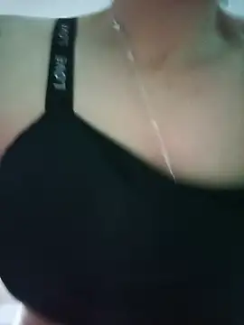 chriss_girl_of_imaginatio - Chriss_girl_of_imaginatio's free webcam - UK Sex Cams