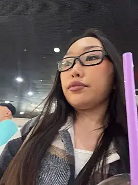 trytomakememoam webcam