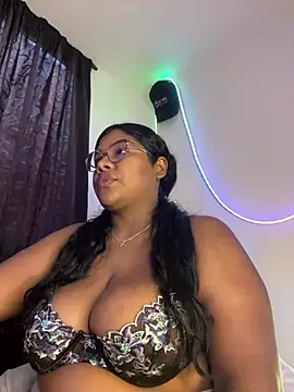 paola091 webcam