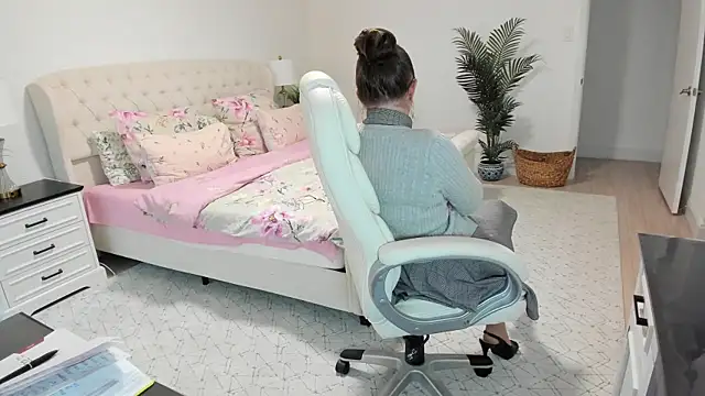 Vika73 webcam