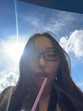 trytomakememoam webcam