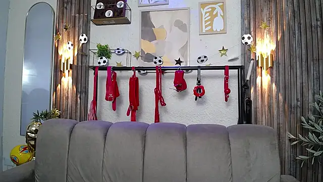 Doll4anall webcam