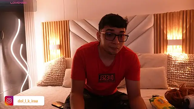 Ivi_Aiko webcam