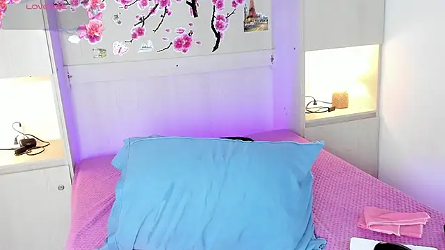 TaylorBloom webcam