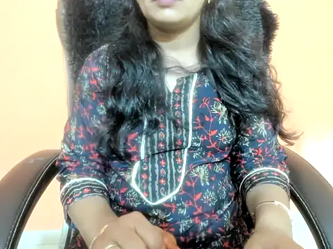 Kudi_Kiyara webcam